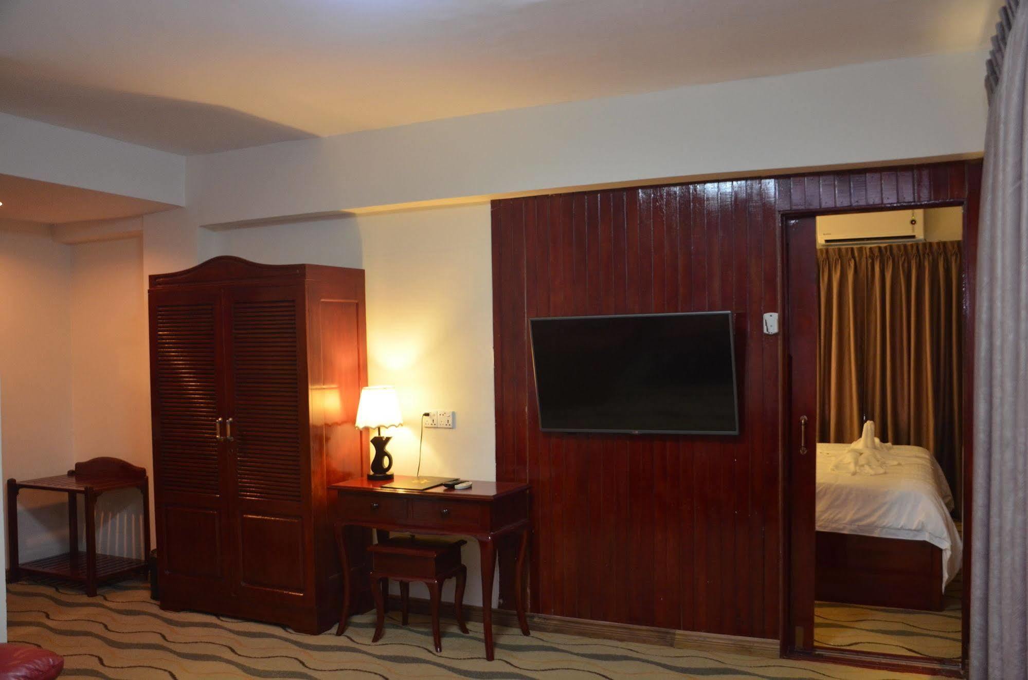 City Star Hotel Rangoon Eksteriør billede